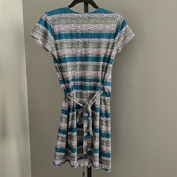 Pact Organic Cotton Tulip Wrap Dress Striped Printed Size Small - Picture 3 of 3